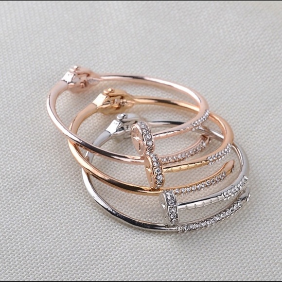 ROSE GOLD hot🌶nail bracelet with rhinestones - Picture 8 of 8